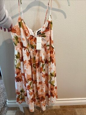 Abercrombie and fitch NWT dress